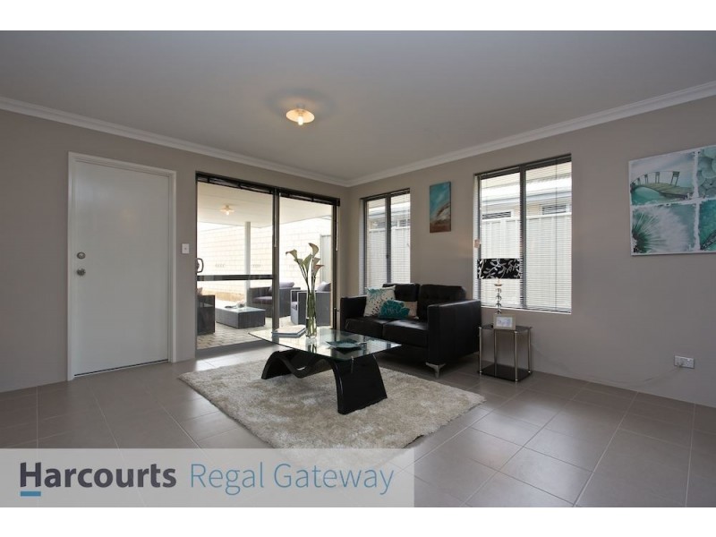 14 Finchley Way, Wellard WA 6170