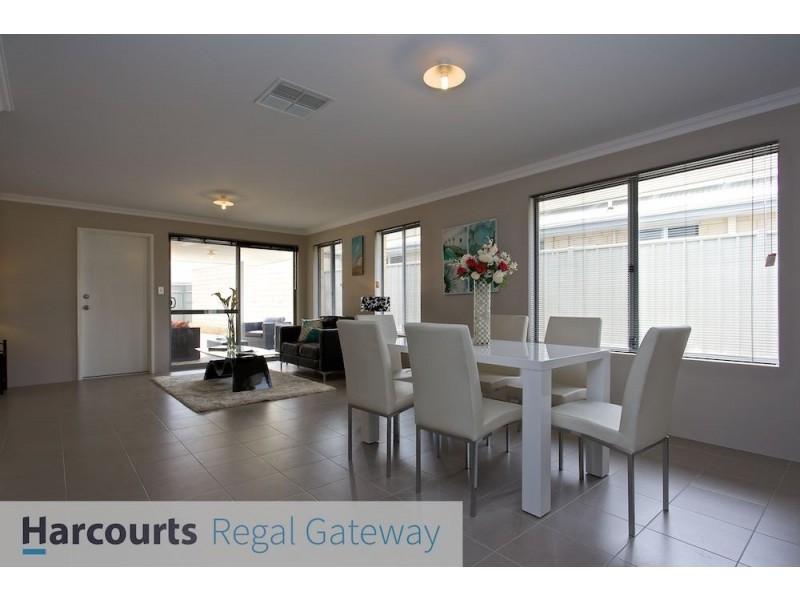 14 Finchley Way, Wellard WA 6170