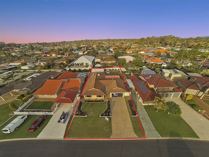 28 Donnelly Gardens, Dudley Park WA 6210