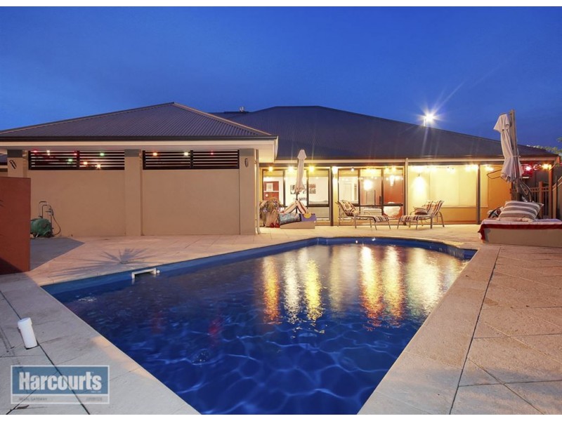 1 Treeline Parade, Southern River WA 6110