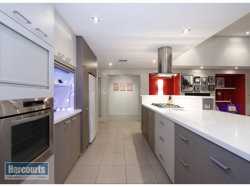 1 Treeline Parade, Southern River WA 6110