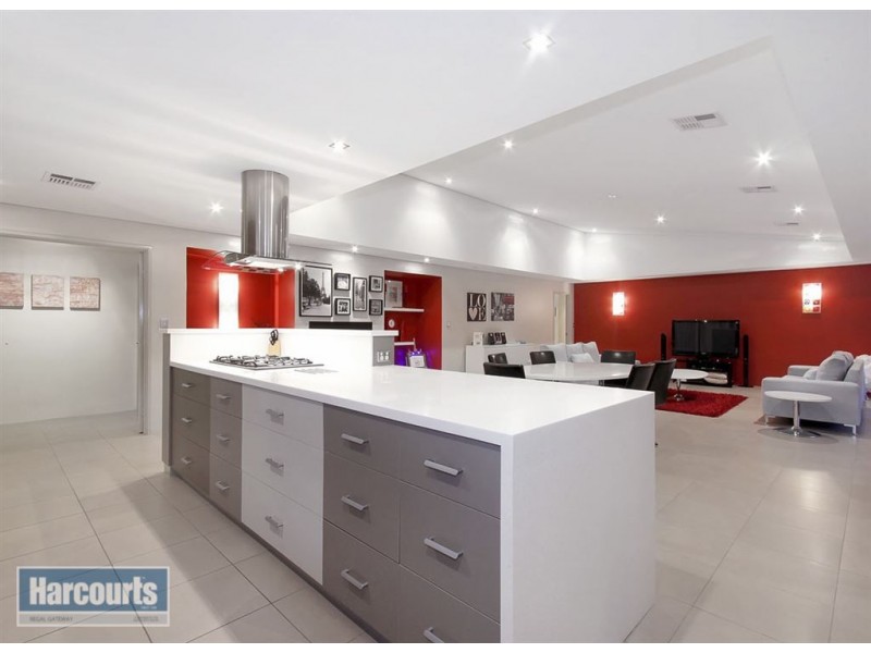 1 Treeline Parade, Southern River WA 6110