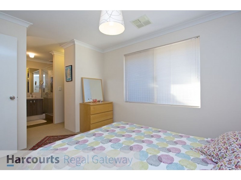 132 Honeywood Avenue, Wandi WA 6167