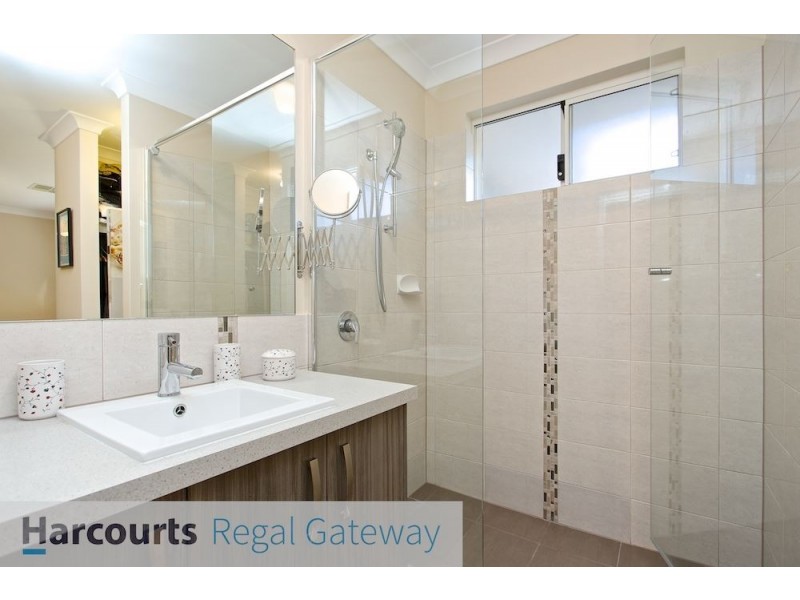 132 Honeywood Avenue, Wandi WA 6167