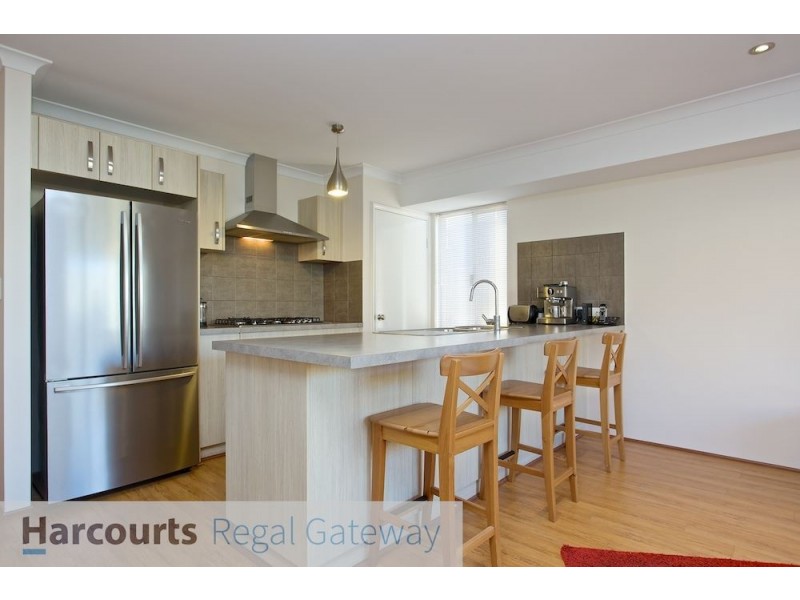 132 Honeywood Avenue, Wandi WA 6167