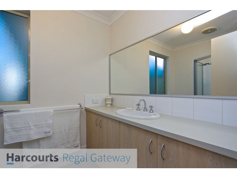 325 Wentworth Parade, Success WA 6164