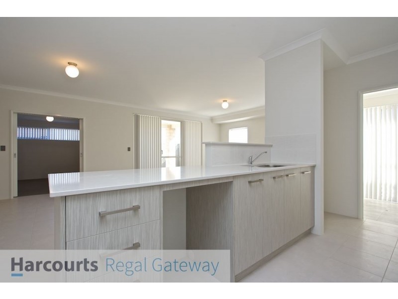 7 Ryhill Crescent, Wellard WA 6170