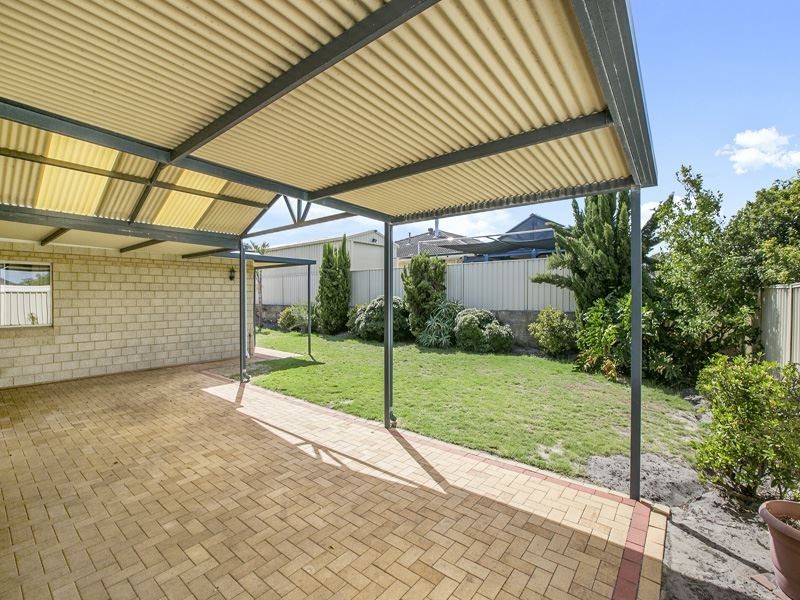 8 Conn Heights, Success WA 6164