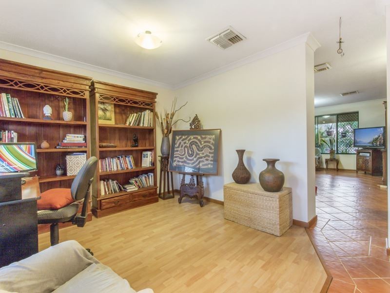 1 Manitoba Place, Success WA 6164