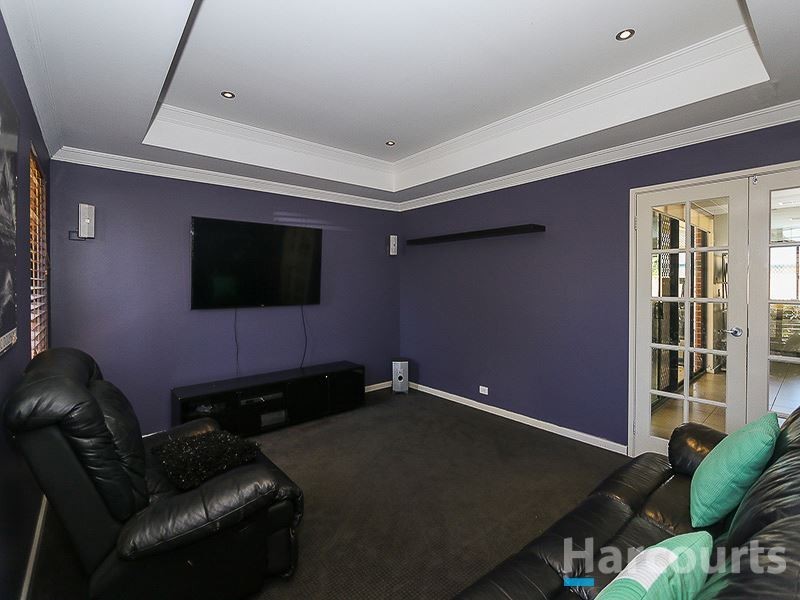 7 Elemi Bend, Atwell WA 6164