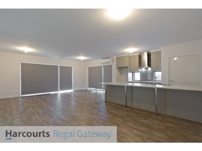 24 Galipo Loop, Coogee WA 6166