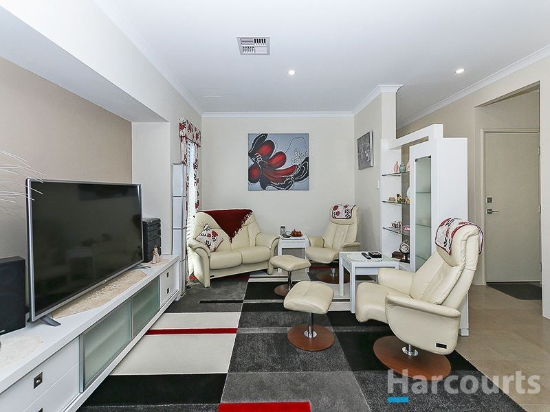 5 Fortis Pass, Wandi WA 6167