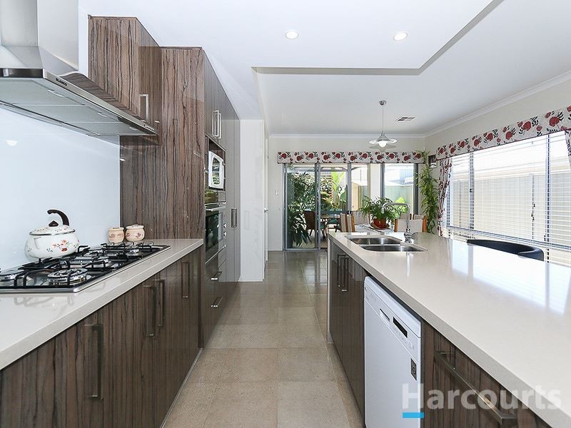 5 Fortis Pass, Wandi WA 6167