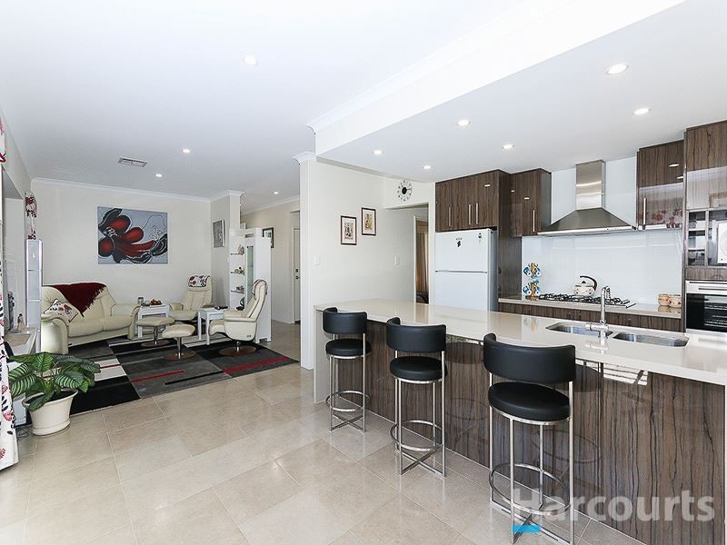 5 Fortis Pass, Wandi WA 6167