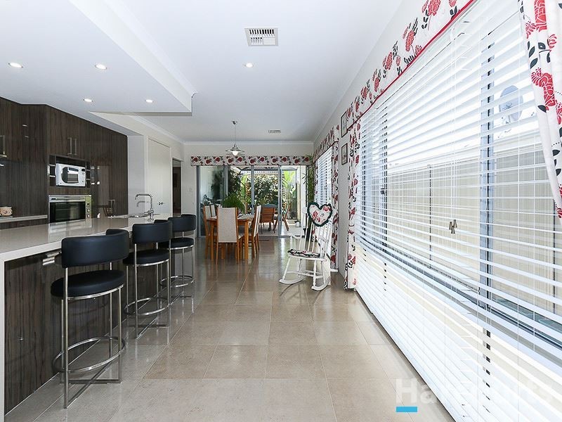 5 Fortis Pass, Wandi WA 6167