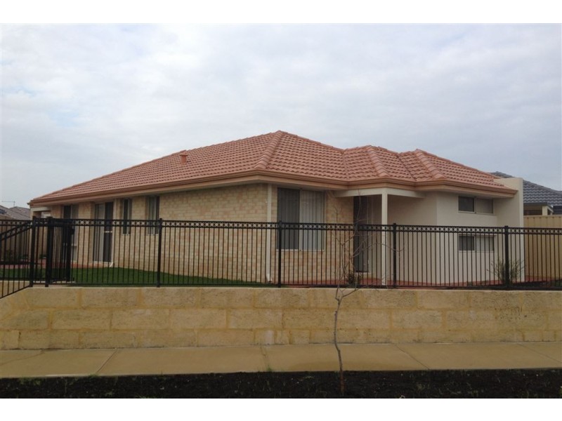 32 Darton Loop, Bertram WA 6167