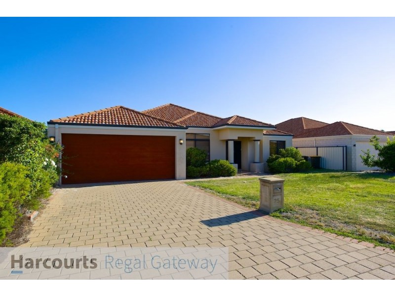 25 Savannah Circuit, Success WA 6164