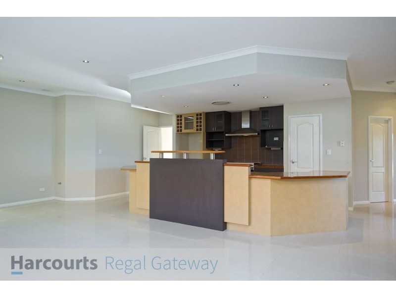 25 Savannah Circuit, Success WA 6164