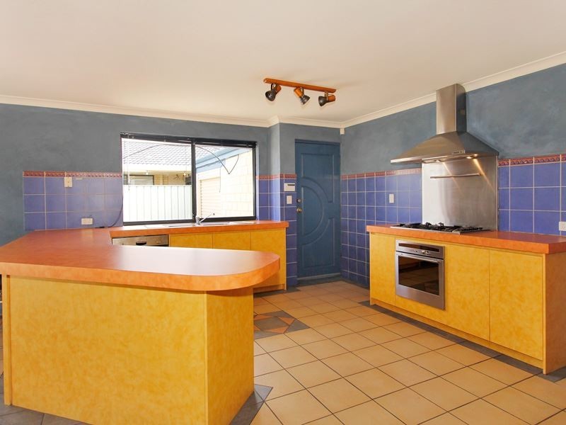 8 Quong Place, Atwell WA 6164