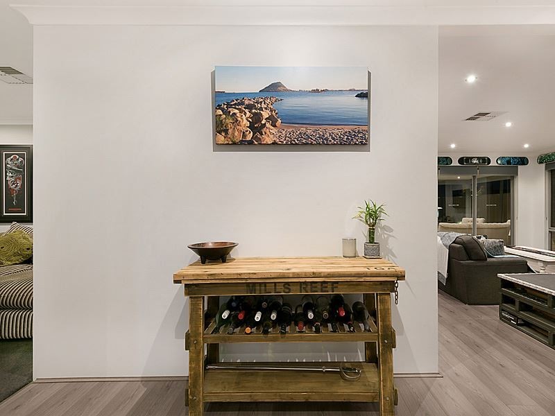 56 Bellingham Road, Hammond Park WA 6164