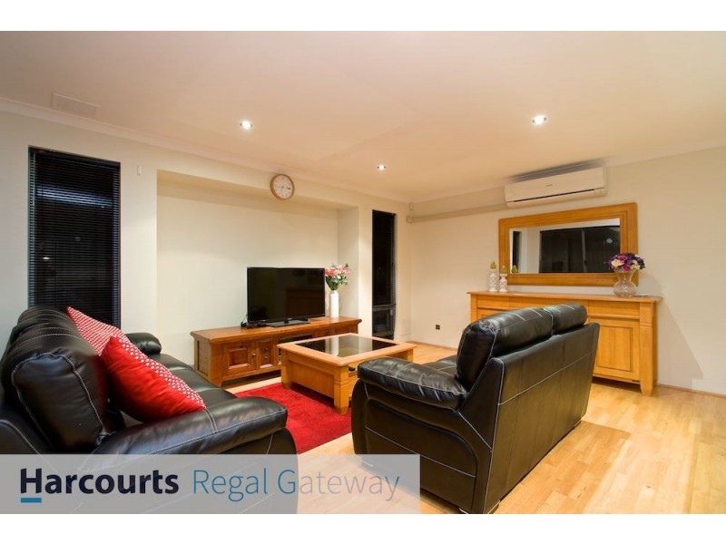 11/42 Baler Court, Hammond Park WA 6164