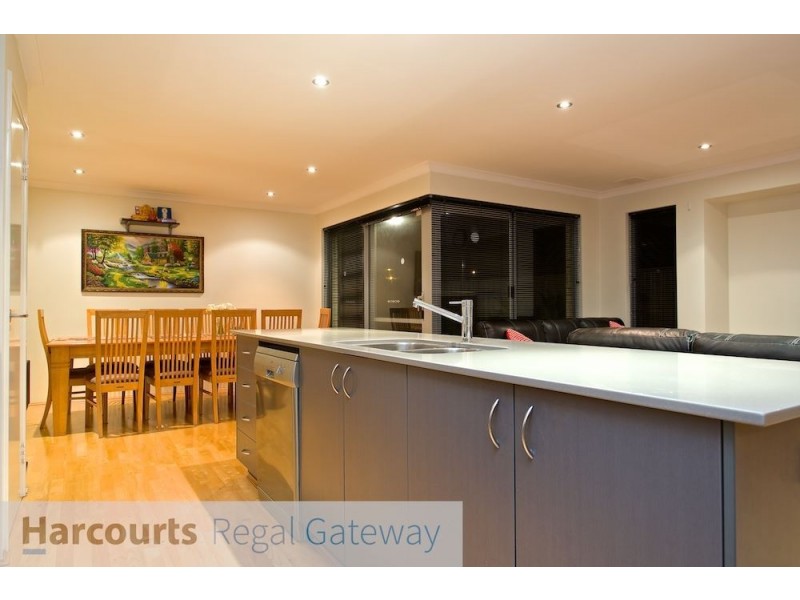 11/42 Baler Court, Hammond Park WA 6164