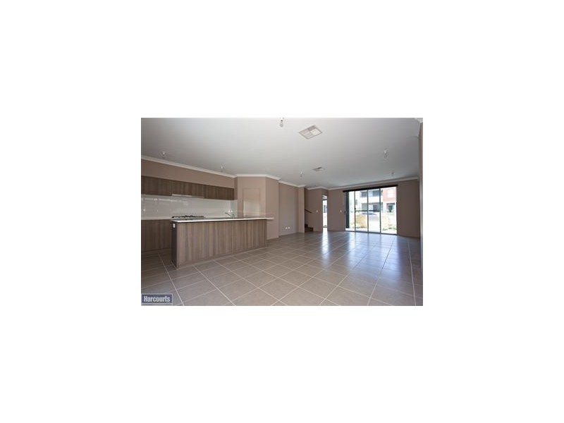 17 Affable Way, Atwell WA 6164