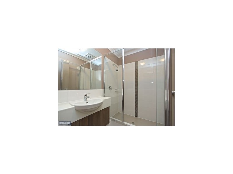 17 Affable Way, Atwell WA 6164