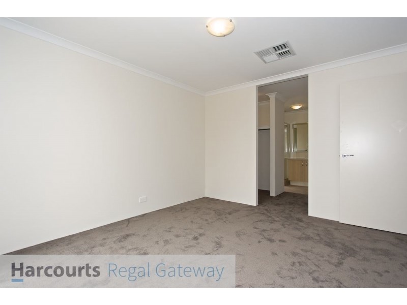 11 Birch Road, Aubin Grove WA 6164