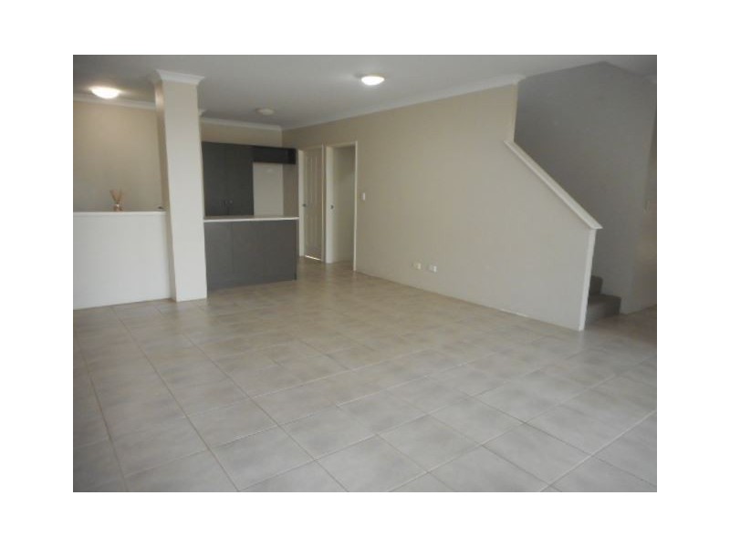 25 Olivedale Road, Madeley WA 6065