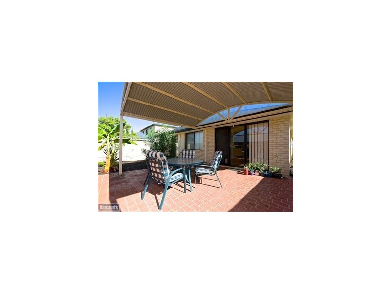 28 Roper Boulevard, Hammond Park WA 6164