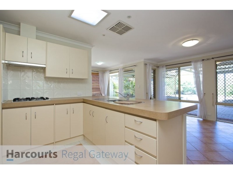 29 Lydon Blvde, Atwell WA 6164