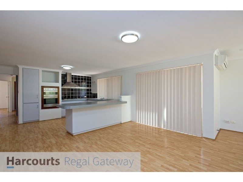 48 Derwent Crescent, Success WA 6164