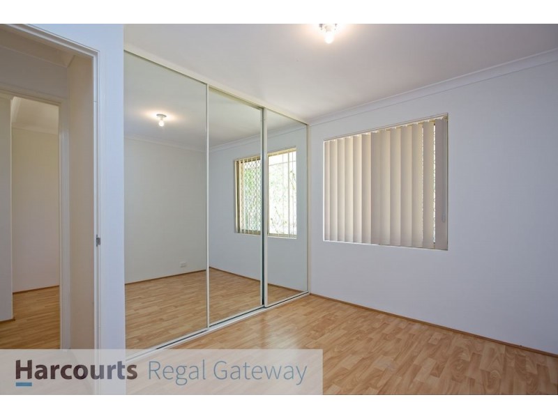 48 Derwent Crescent, Success WA 6164