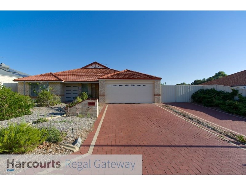 33 Carnegie Parade, Success WA 6164