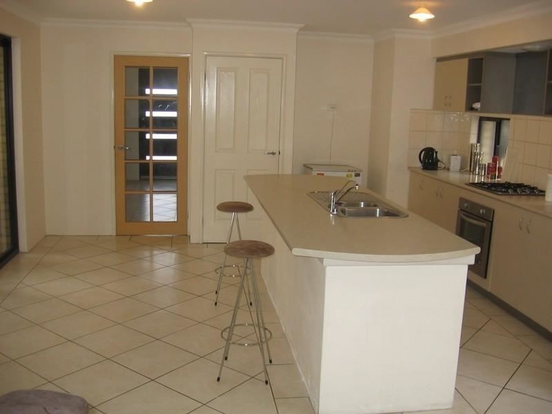 100 Aurora Drive, Atwell WA 6164