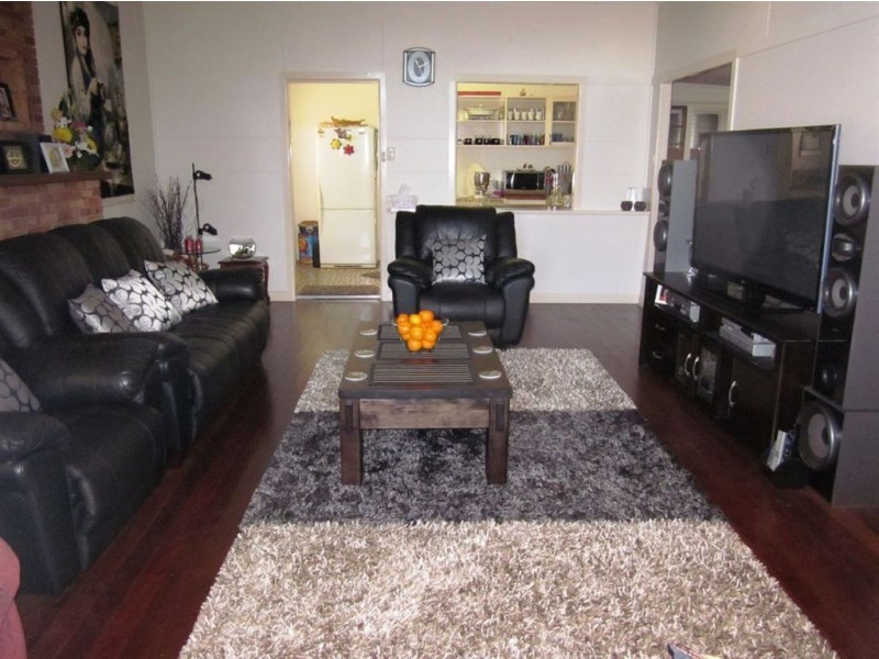 5 Hilltop Street, Labrador QLD 4215