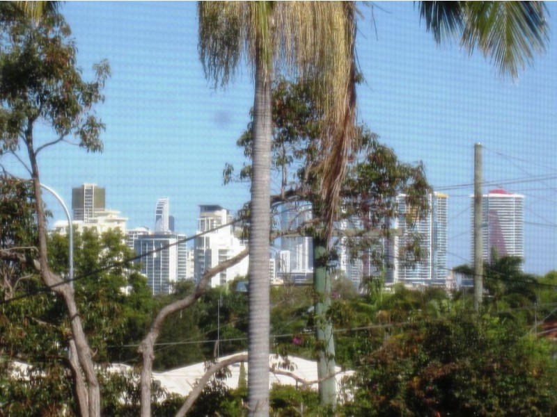 5 Hilltop Street, Labrador QLD 4215