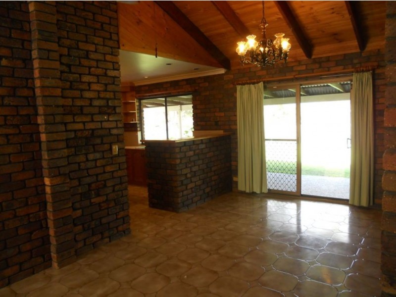 230 Guanaba Creek Road, Guanaba QLD 4210