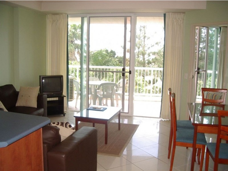 309/182 Marine Parade, Labrador QLD 4215