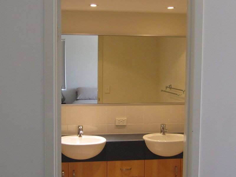 6/18 Parker St, Labrador QLD 4215