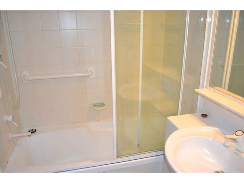 13/15 Brighton Street, Biggera Waters QLD 4216