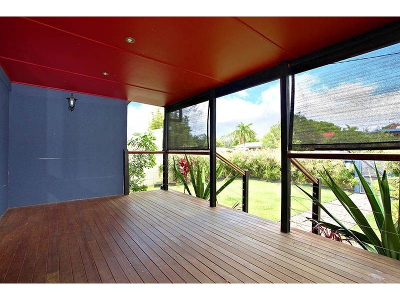 15 Goss Avenue, Labrador QLD 4215