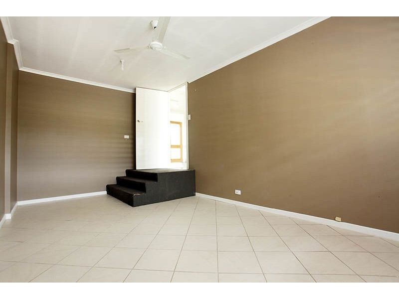 15 Goss Avenue, Labrador QLD 4215