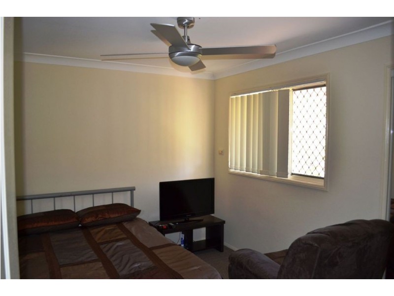 1/38 Billington Street, Labrador QLD 4215