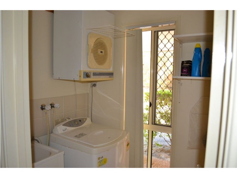 1/38 Billington Street, Labrador QLD 4215