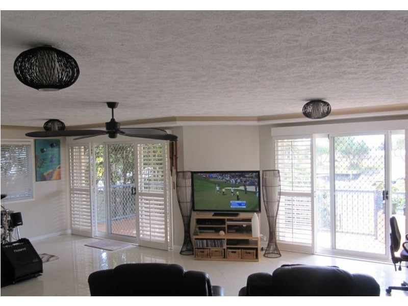 1/9 Madang Crescent, Runaway Bay QLD 4216