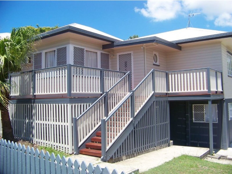 153 Turpin Road, Labrador QLD 4215