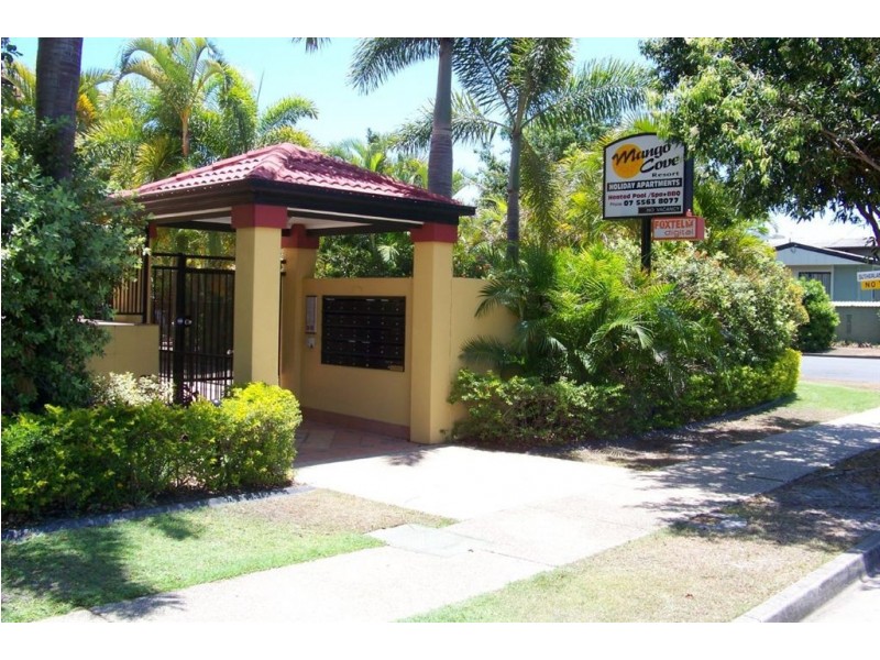 5/10 Bath St, Labrador QLD 4215