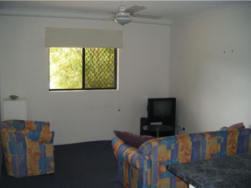 5/10 Bath St, Labrador QLD 4215